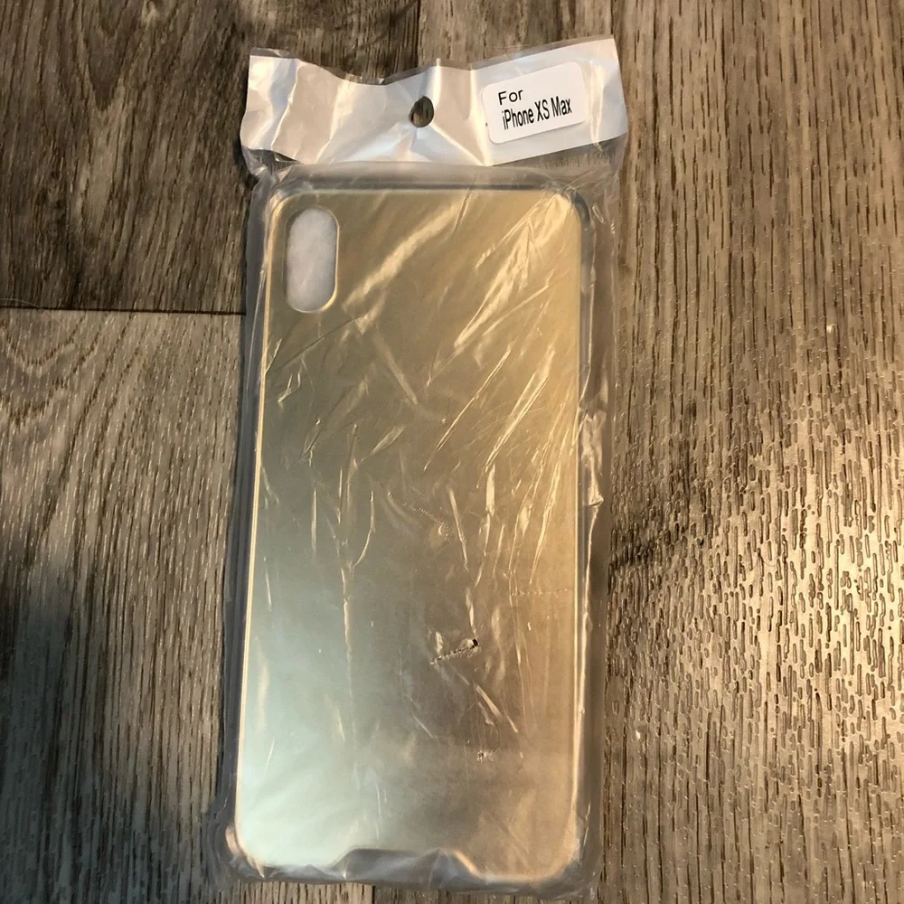 XS Max iPhone Case Mirror Look Gold NEW